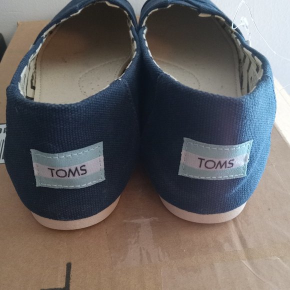 TOMS navy chevron womens slip on fabric shoes minor flaw see desc NEW sz 7.5 - Picture 7 of 8